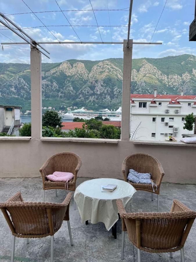 Modern Apartment Doris Kotor Extérieur photo